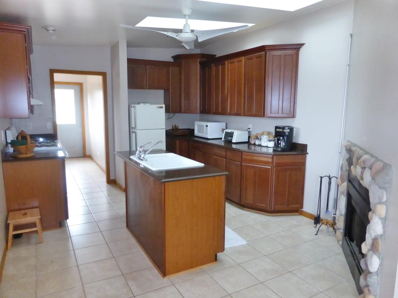 3036 North Pioneer Road Honor, MI 49640 - Photo 10 of 39 1784415-9.JPG