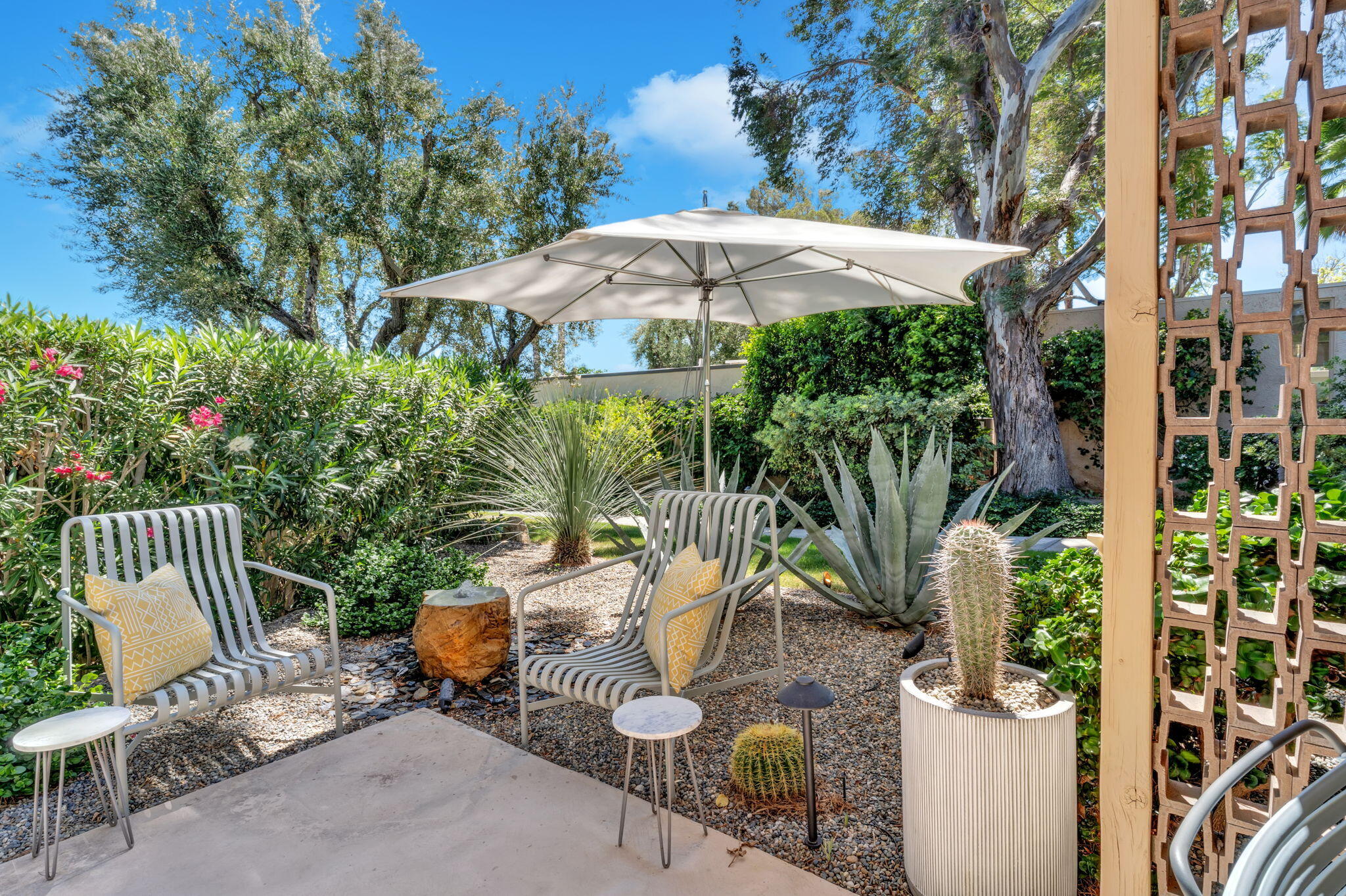 360 Cabrillo Road, Unit 103 Palm Springs, CA 92262 - Photo 17 of 50 17-web-or-mls-_DSC2290