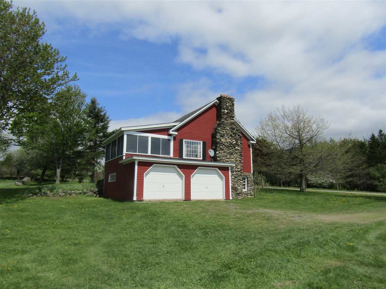 692 Bungy Road Columbia, NH 03576 - Photo 3 of 38