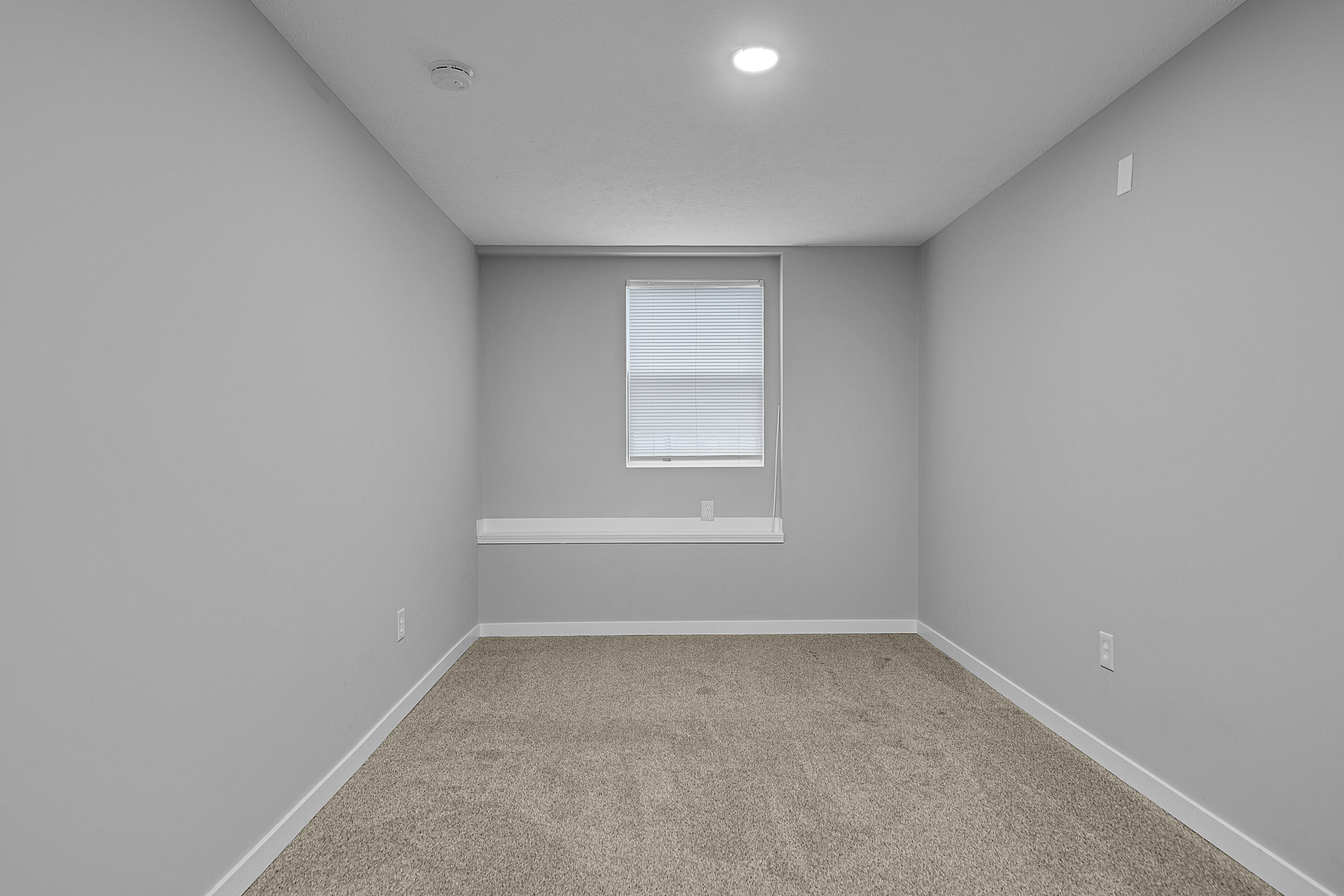 7564 13 Mile Road Northeast Rockford, MI 49341 - Photo 13 of 25 DSC03236