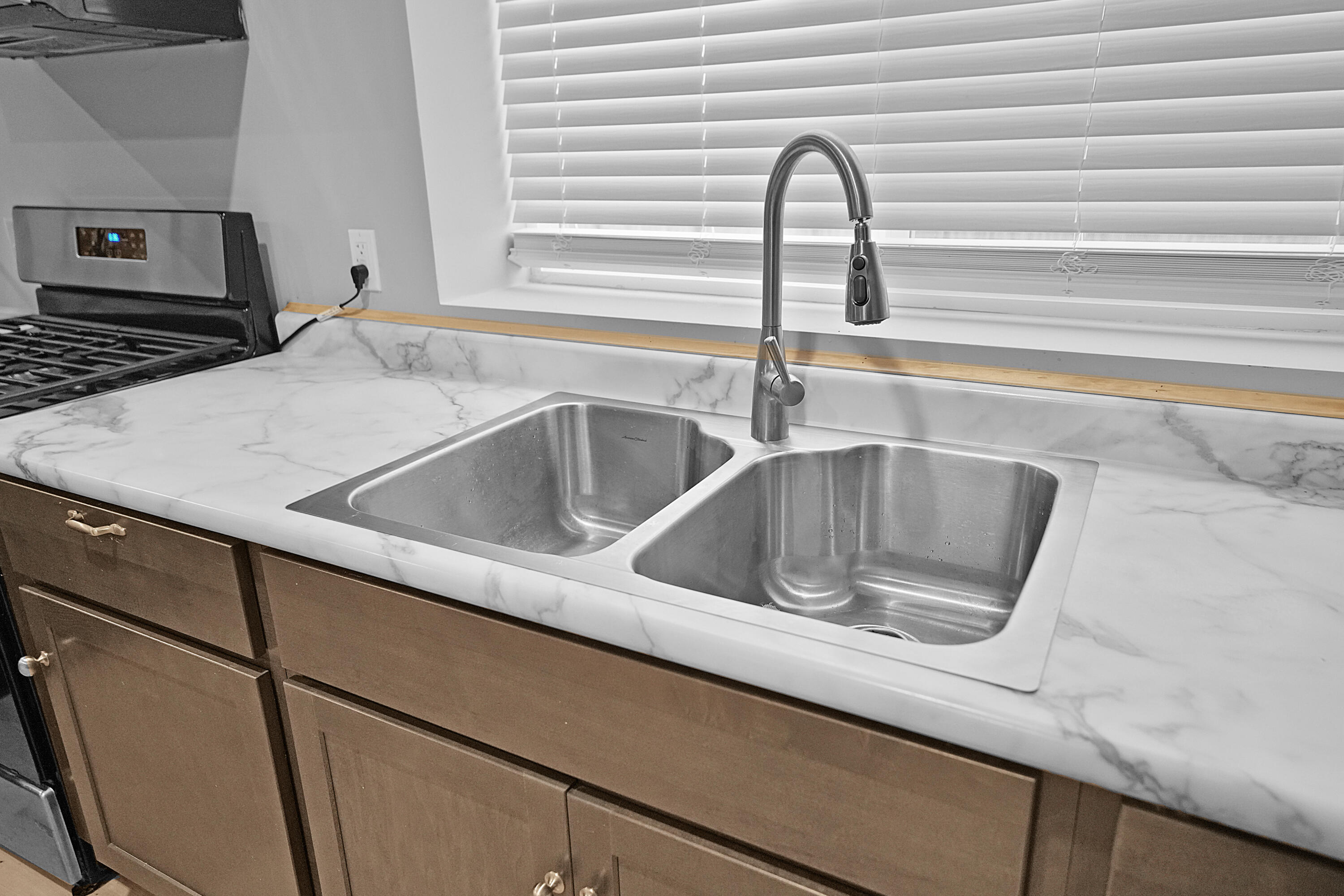 7564 13 Mile Road Northeast Rockford, MI 49341 - Photo 25 of 25 DSC03295