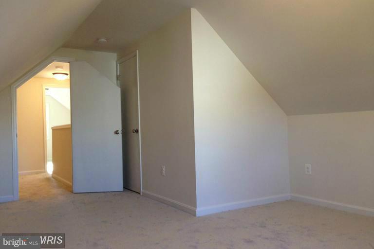 6030 Hunt Club Road Elkridge, MD 21075 - Photo 21 of 22 Bedroom