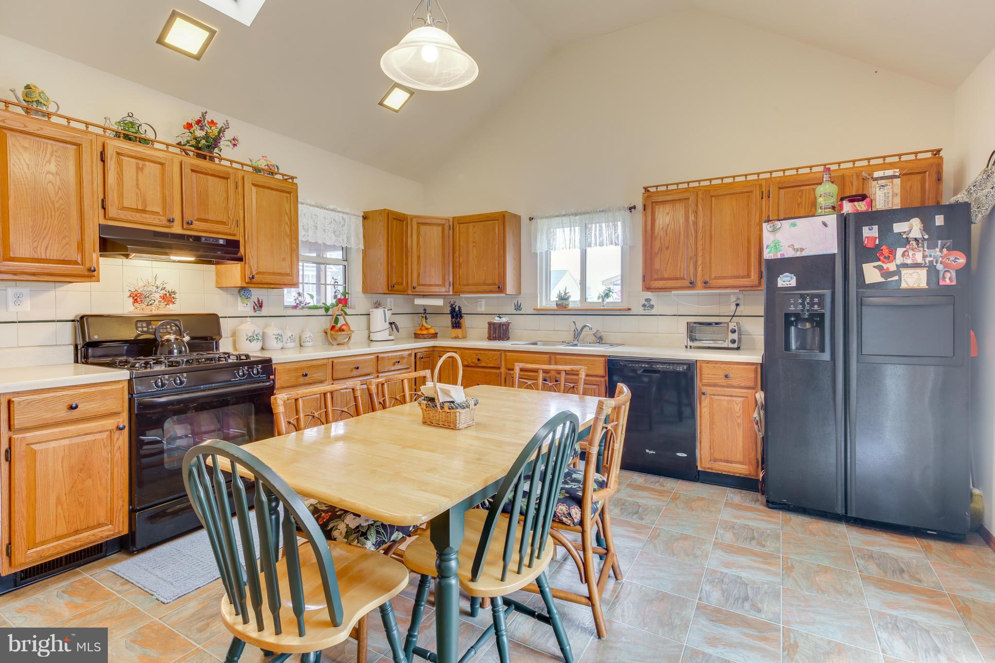6030 Hunt Club Road Elkridge, MD 21075 - Photo 10 of 22 Kitchen