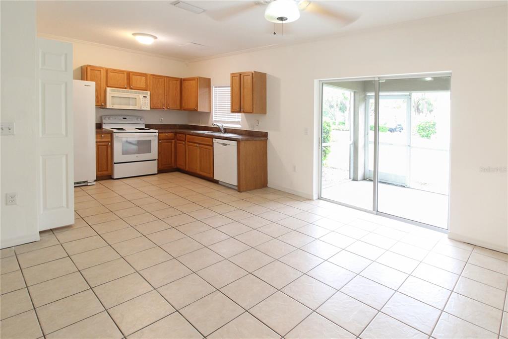6209 Flagfish Court, Unit 102 Lakewood Ranch, FL 34202 - Photo 5 of 25