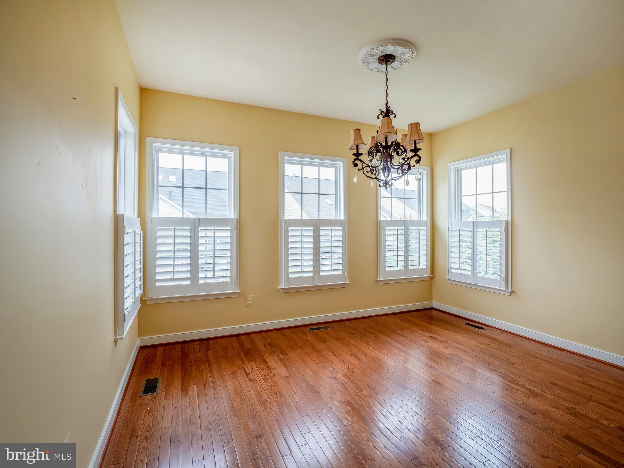 13191 Triple Crown Loop Gainesville, VA 20155 - Photo 16 of 40 Lovely Sun Room
