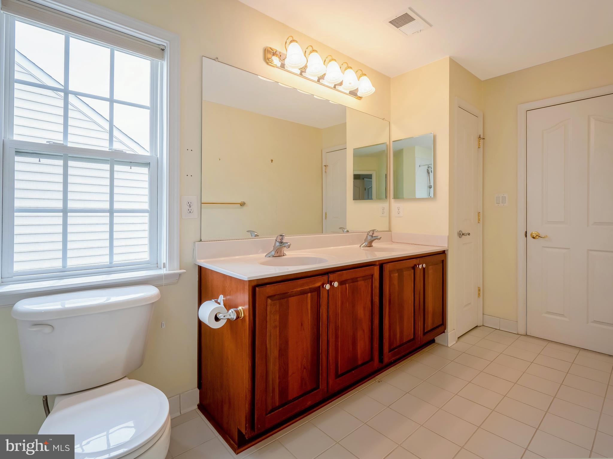 13191 Triple Crown Loop Gainesville, VA 20155 - Photo 31 of 40