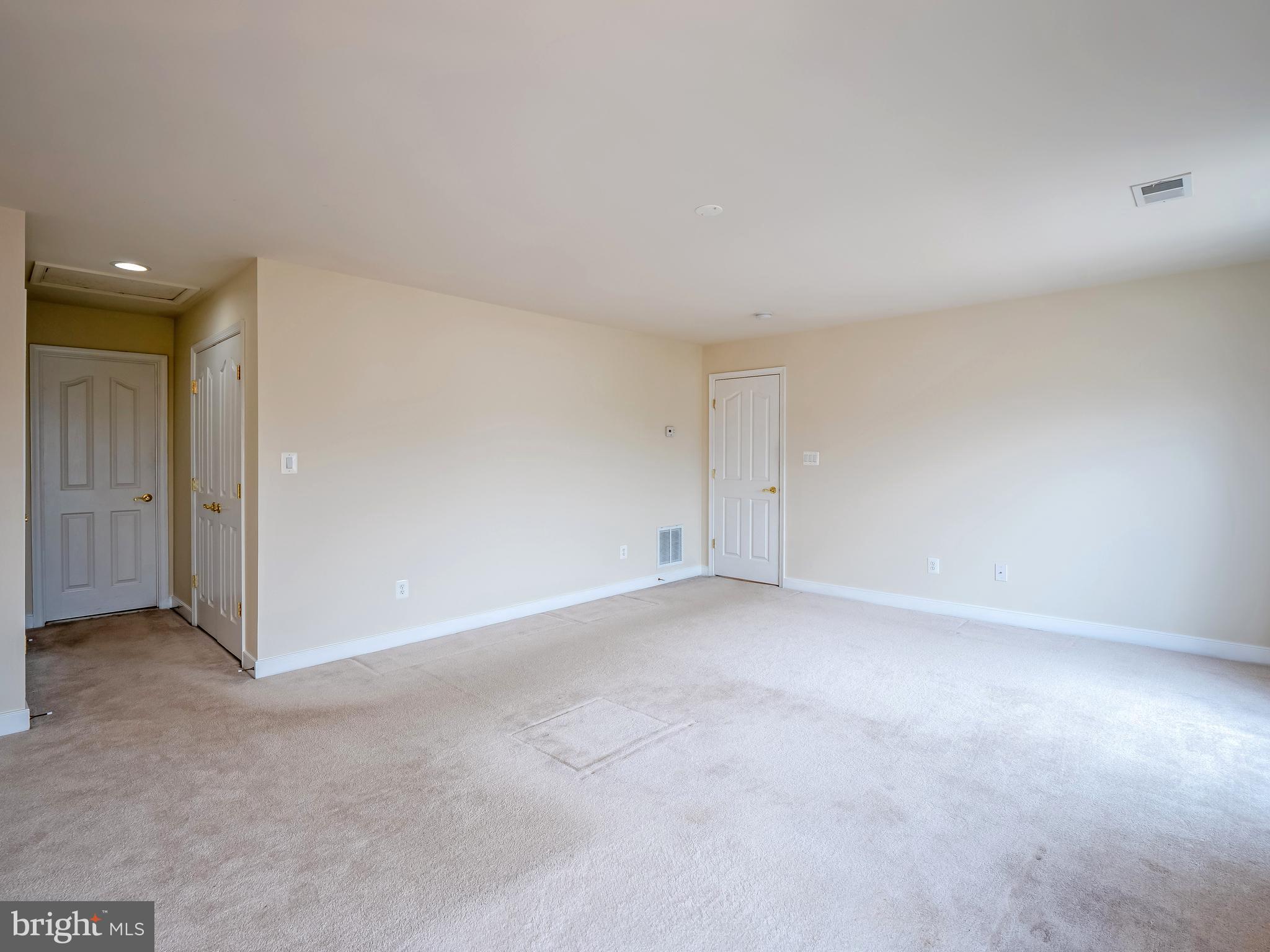 13191 Triple Crown Loop Gainesville, VA 20155 - Photo 34 of 40