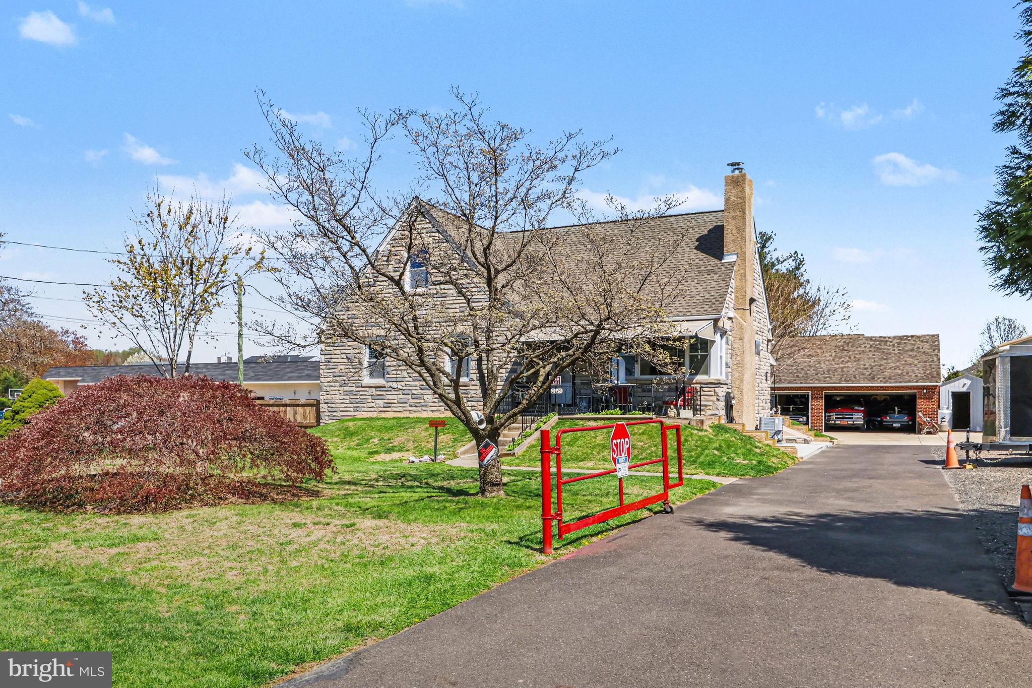 2349 Galloway Road Bensalem, PA 19020 - Photo 3 of 76