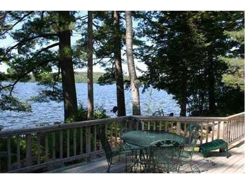 62 York Lane Rome, ME 04963 - Photo 19 of 28 Enjoy lunch or dinner on this...
