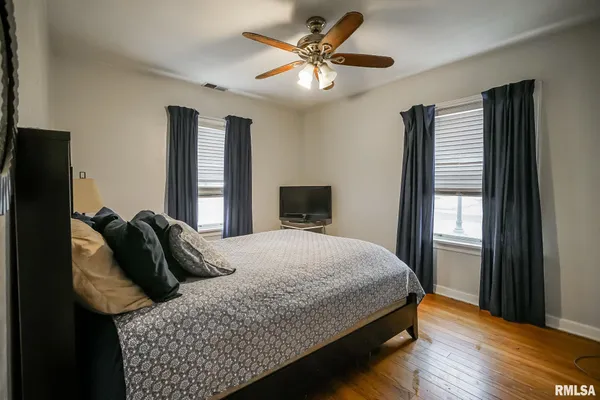 $137,500 | 1026 East Richwoods Boulevard, Peoria, IL 61603