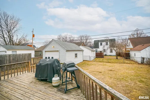 $137,500 | 1026 East Richwoods Boulevard, Peoria, IL 61603