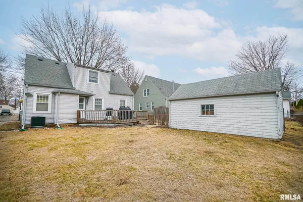 $137,500 | 1026 East Richwoods Boulevard, Peoria, IL 61603