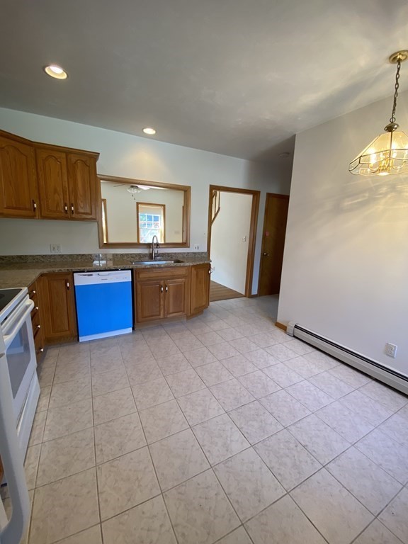 43 River Street Warren, MA 01092 - Photo 2 of 25