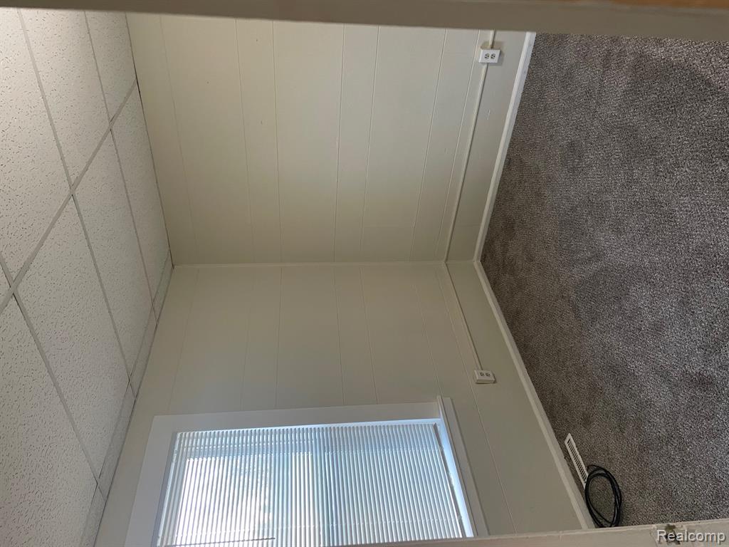 8536 Perry Road, Unit 2 Atlas, MI 48411 - Photo 5 of 7