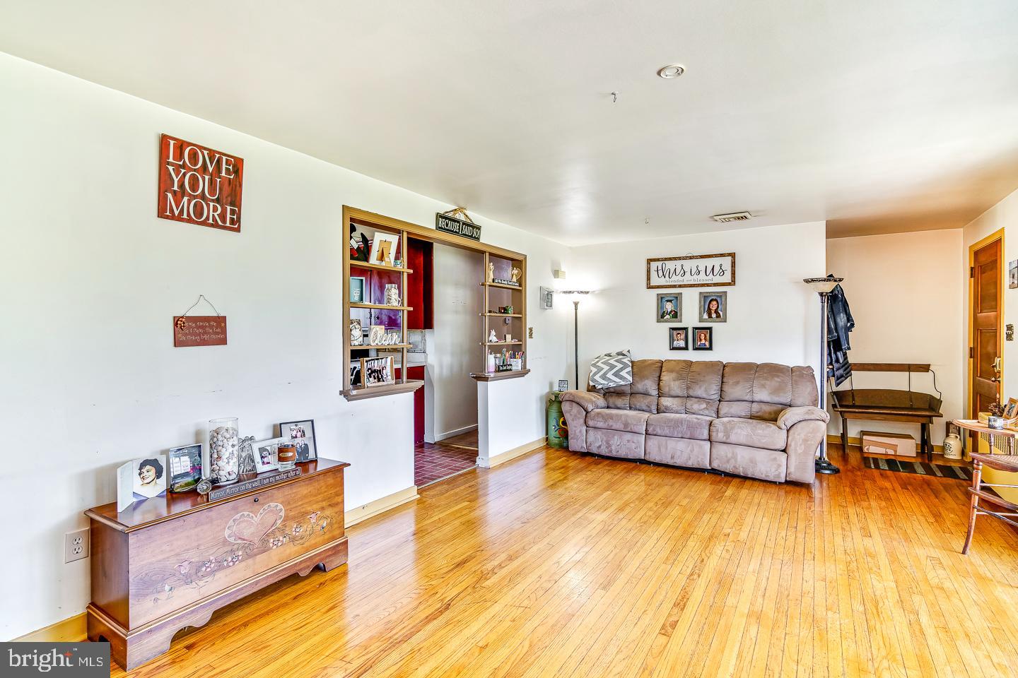866 Allentown Road Telford, PA 18969 - Photo 3 of 26 a living room with furniture and kitchen view