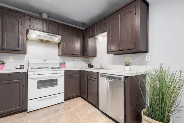 $1,750 | 6209 Langham Street, Austin, TX 78741