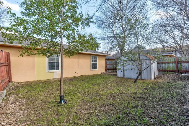 $1,750 | 6209 Langham Street, Austin, TX 78741