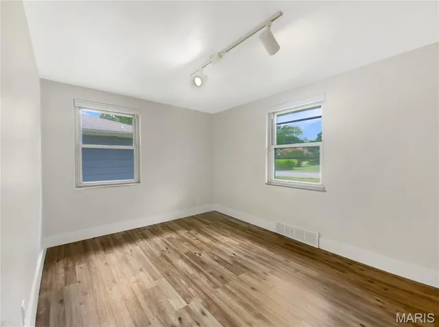 $245,000 | 614 Conover Lane, St. Louis, MO 63126