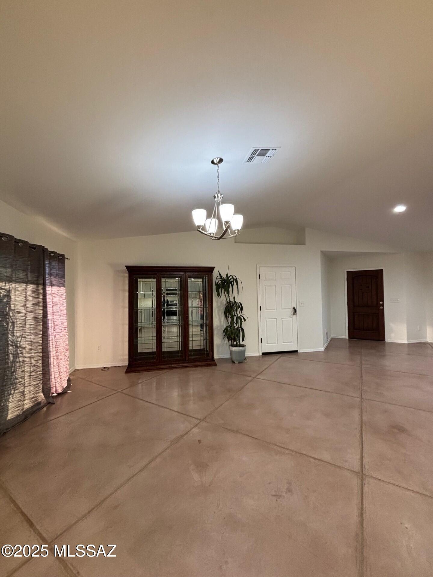 5669 North Avra Road Tucson, AZ 85743 - Photo 16 of 21 Gallery Image 16