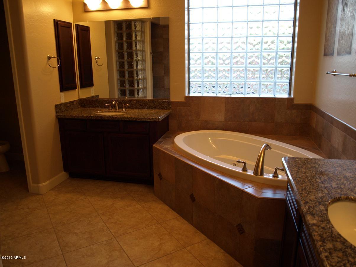 1821 West Sleepy Ranch Road Phoenix, AZ 85085 - Photo 10 of 19 F