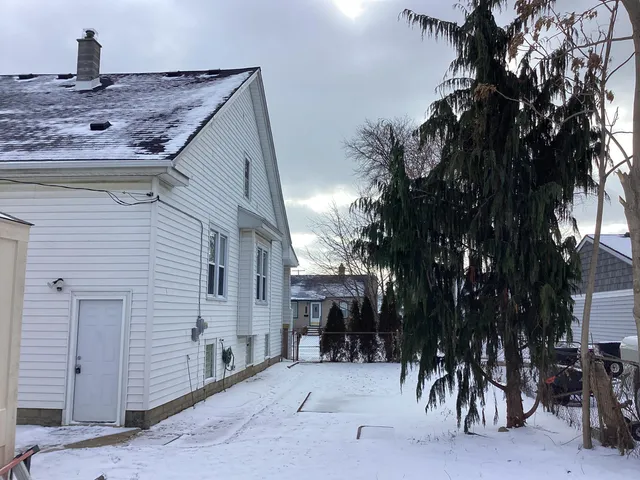 $247,000 | 19351 Georgia Street, Roseville, MI 48066