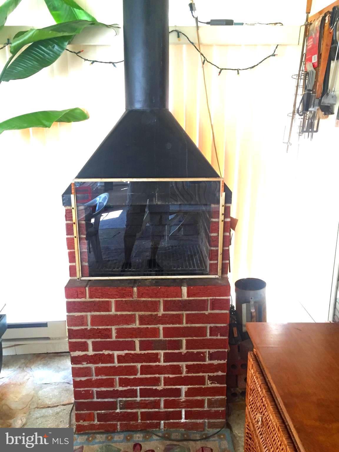 8 Irish Road Bel Air, MD 21014 - Photo 23 of 29 Charcoal grill IN THE PATIO ADDITION!