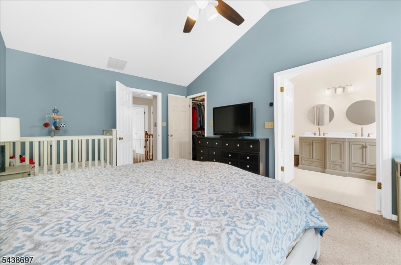 8 Cottage Place Somerville, NJ 08876 - Photo 19 of 42