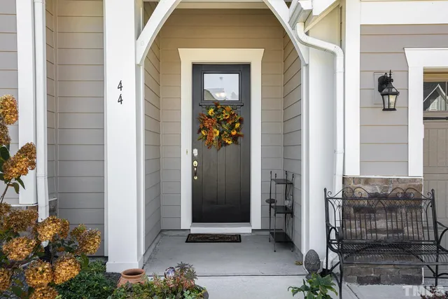a view of a entryway door of the house