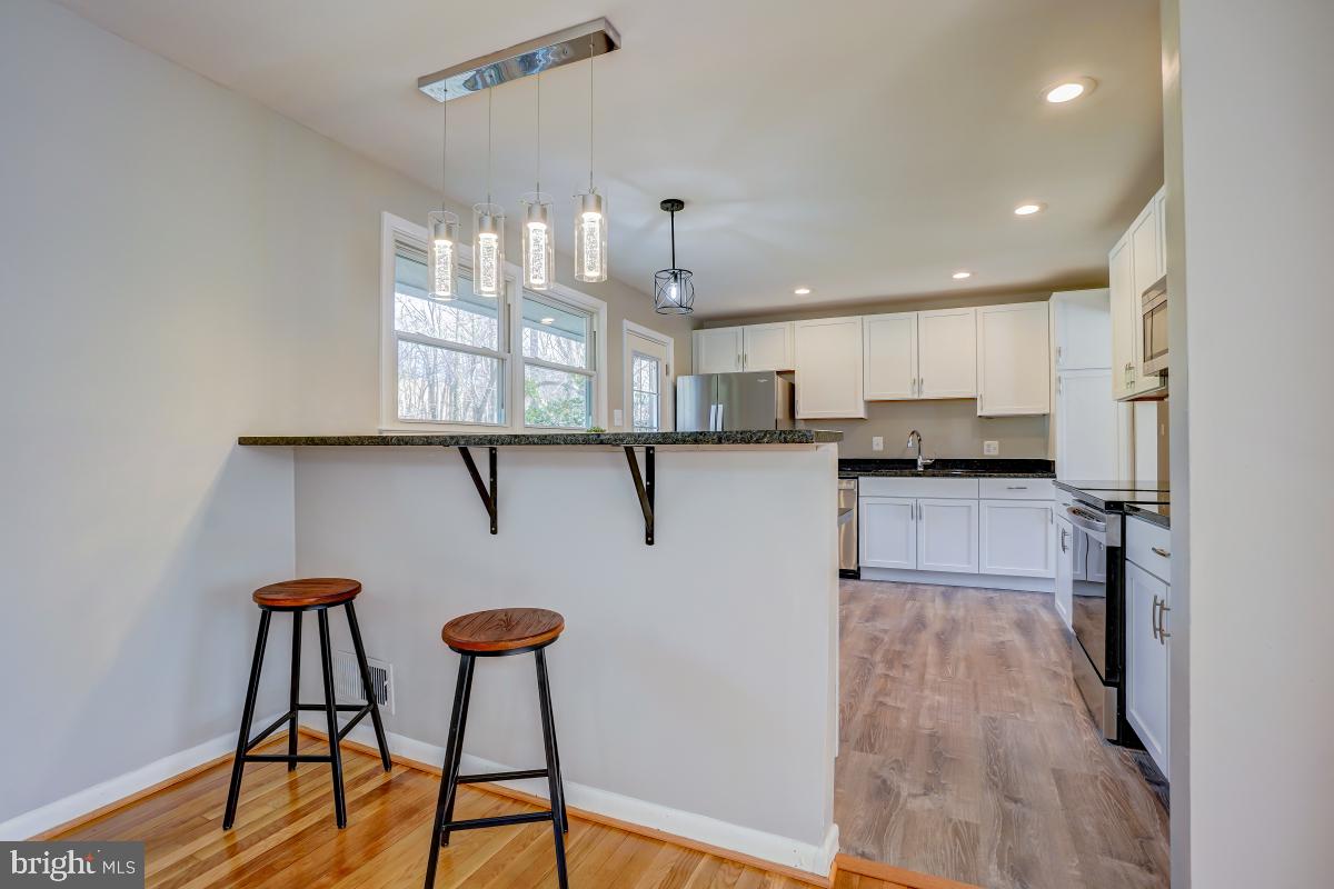 6417 Earlham Drive Bethesda, MD 20817 - Photo 12 of 37