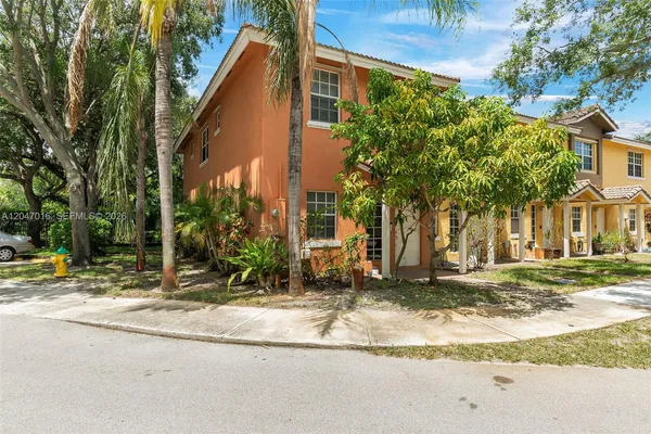 $3,000 | 6819 Sienna Club Place, Lauderhill, FL 33319