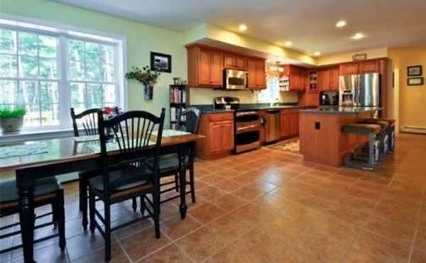 97 Maple Springs Road Wareham, MA 02571 - Photo 5 of 10 Gallery Image 5