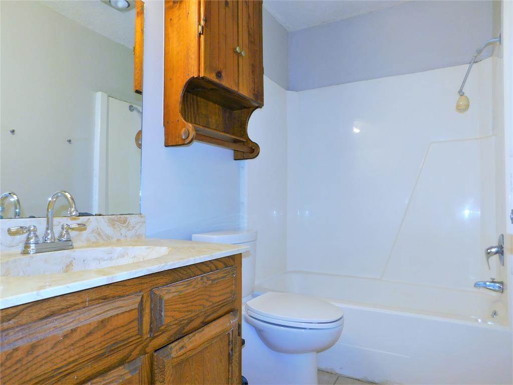 2716 Mill Pond Road Denton, TX 76209 - Photo 18 of 28
