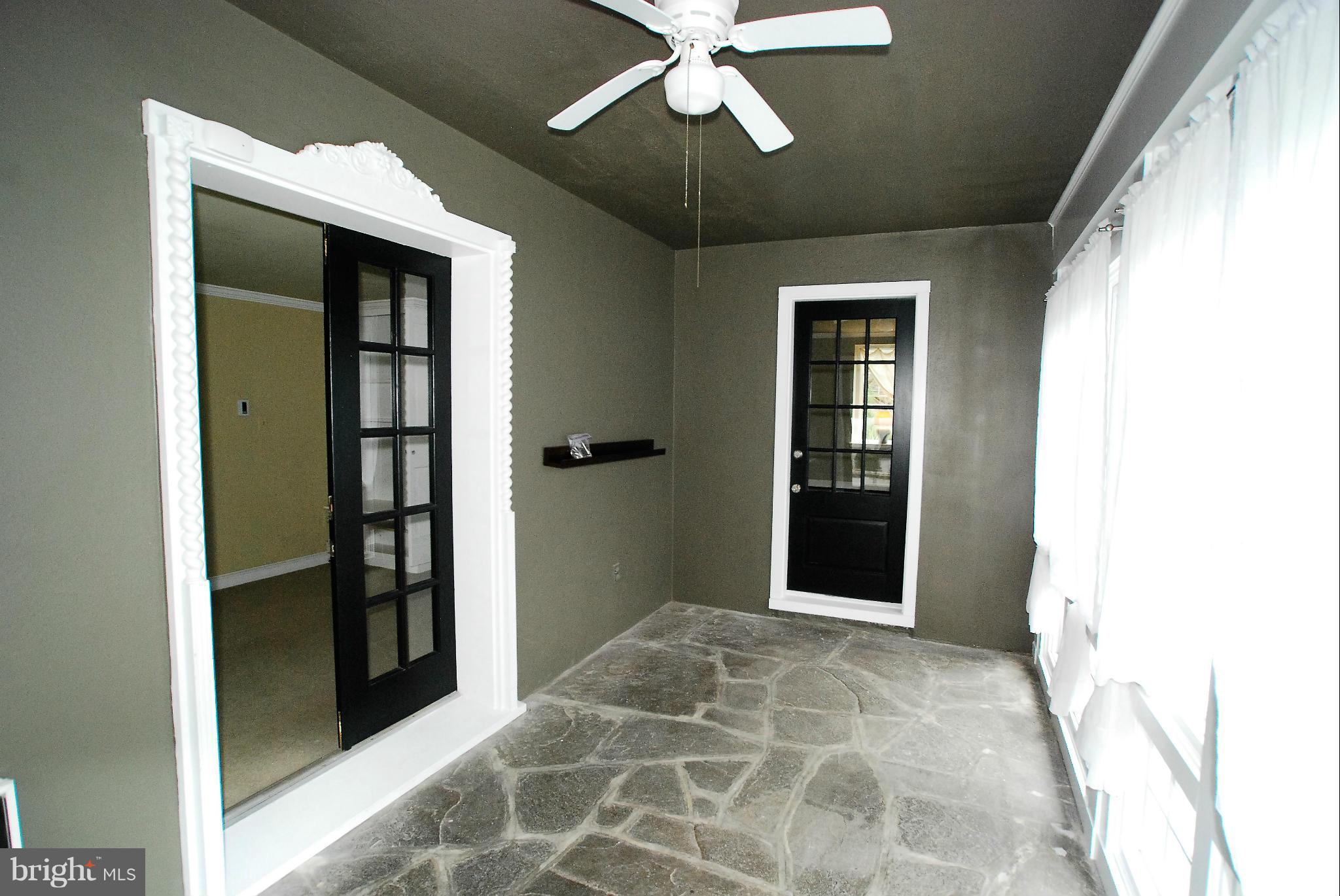 818 Bellemore Road Baltimore, MD 21210 - Photo 18 of 30 Interior (General)