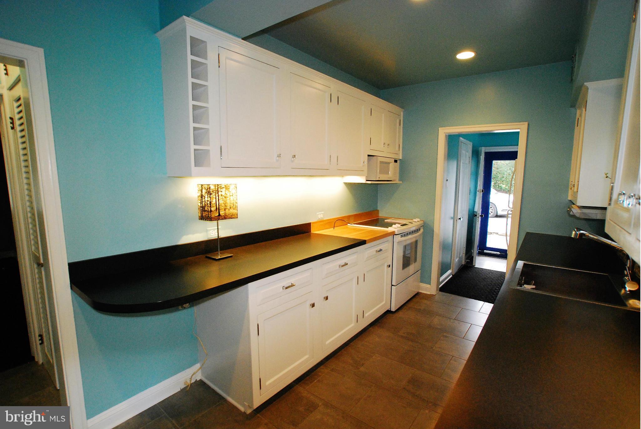 818 Bellemore Road Baltimore, MD 21210 - Photo 19 of 30 Kitchen
