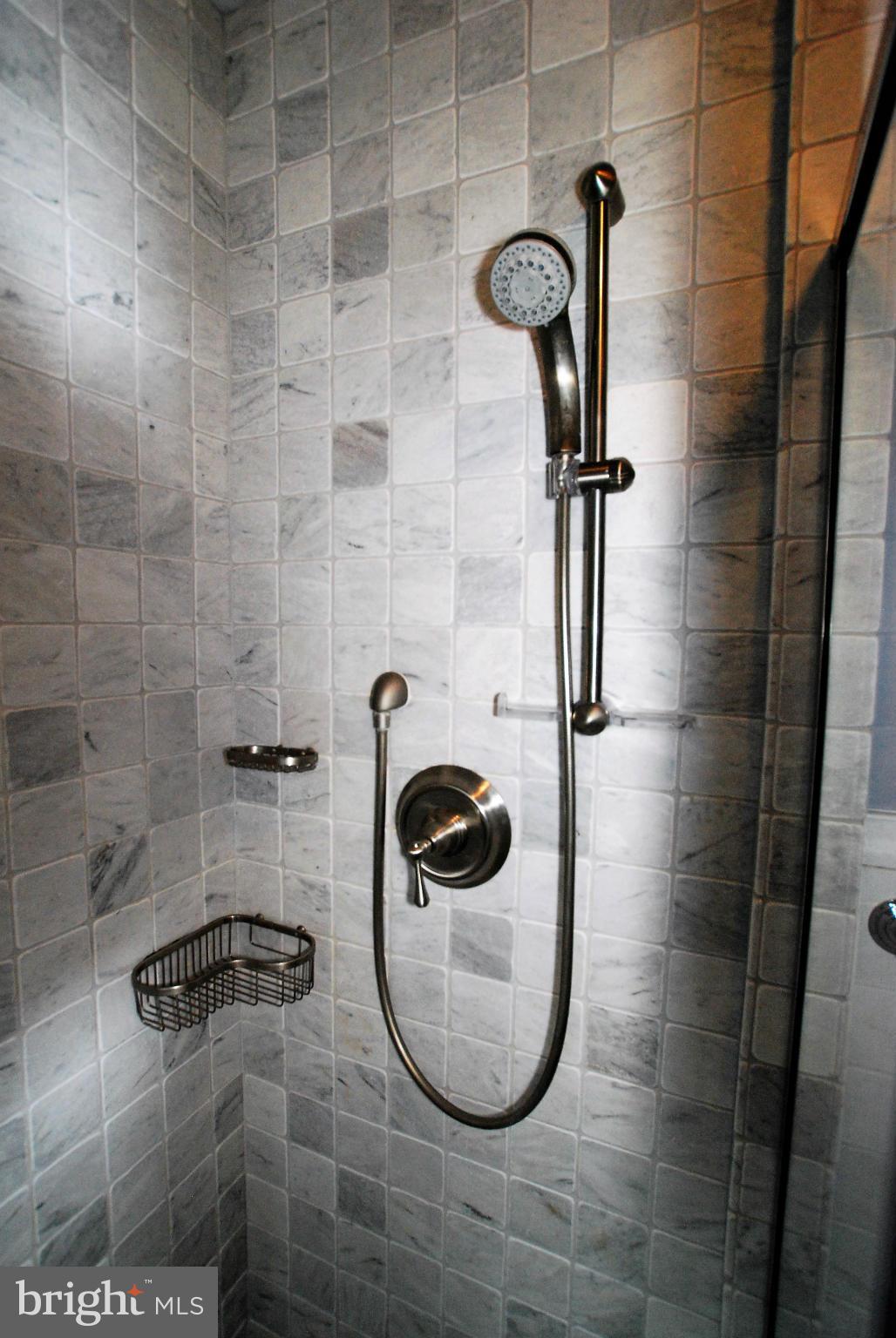 818 Bellemore Road Baltimore, MD 21210 - Photo 27 of 30 Bath (Master)