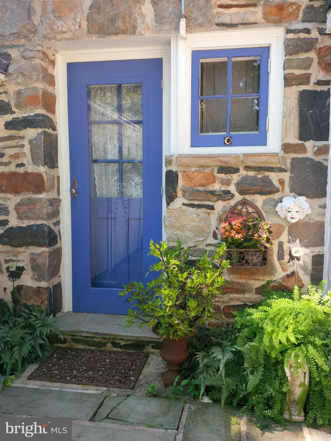 818 Bellemore Road Baltimore, MD 21210 - Photo 6 of 30 Exterior (Rear)
