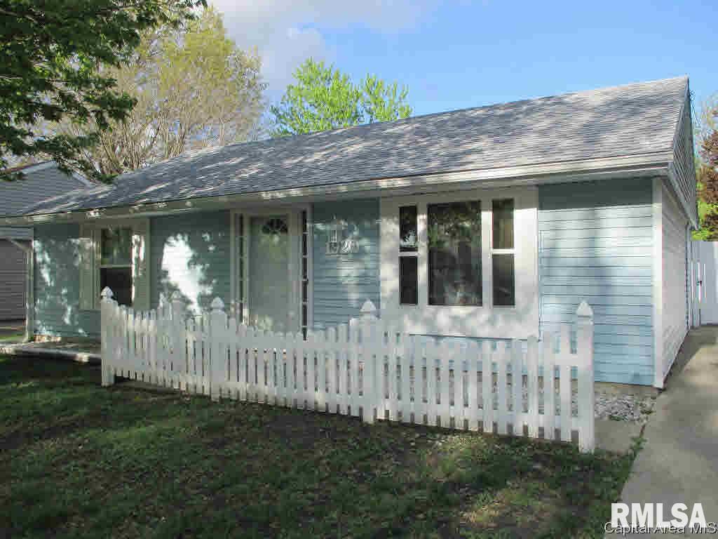 1920 Stonehenge Road Springfield, IL 62702 - Photo 27 of 31