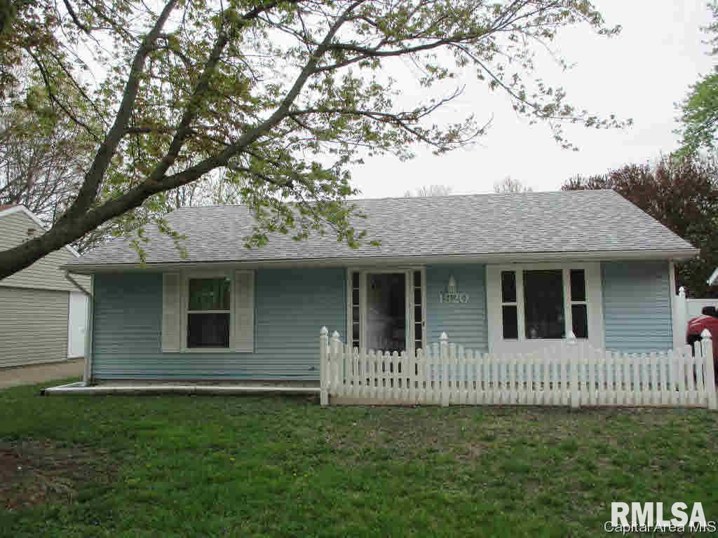1920 Stonehenge Road Springfield, IL 62702 - Photo 7 of 31