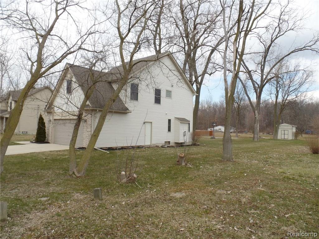 22977 Quinn Road Clinton Township, MI 48035 - Photo 3 of 5