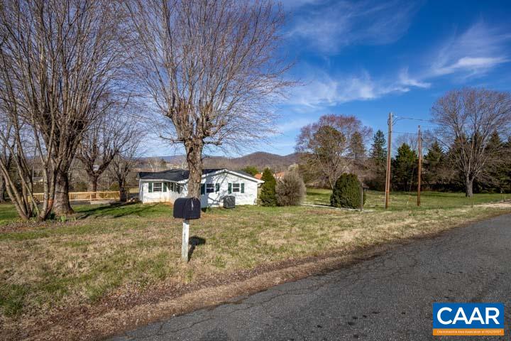 98 Shiloh Road Stanardsville, VA 22973 - Photo 3 of 49 Gallery Image 3