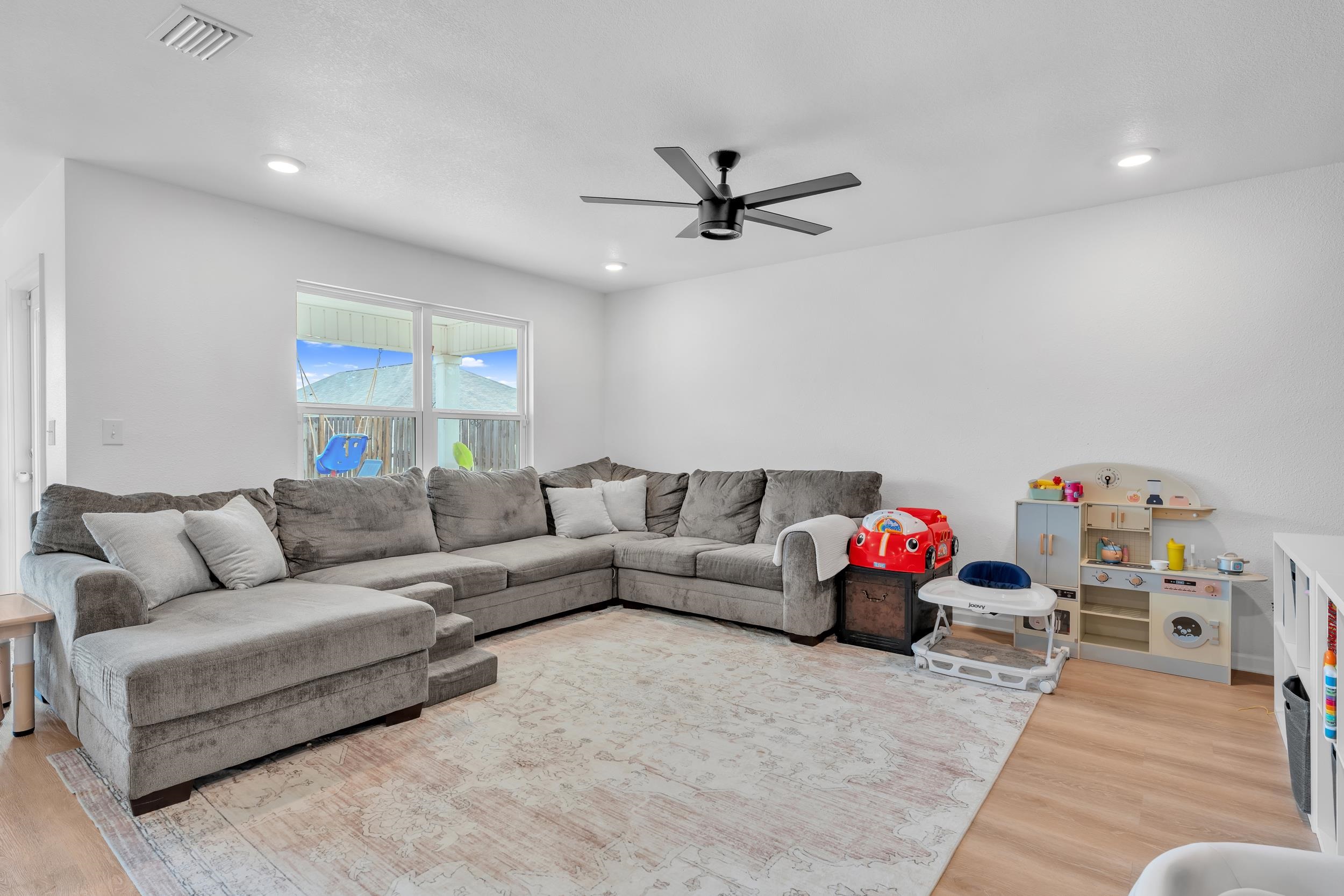 8027 Pickwick Dr. Foley, AL 36535 - Photo 16 of 37 Living Room