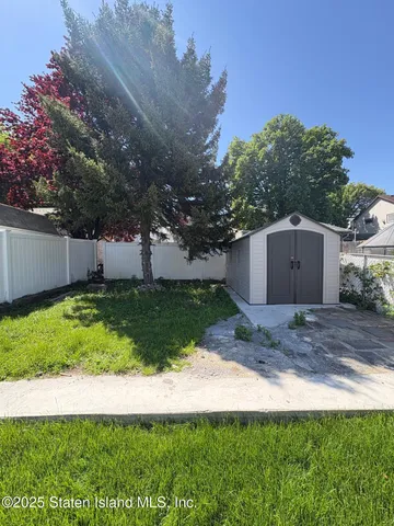 $898,888 | 152 Harvest Avenue | West Brighton