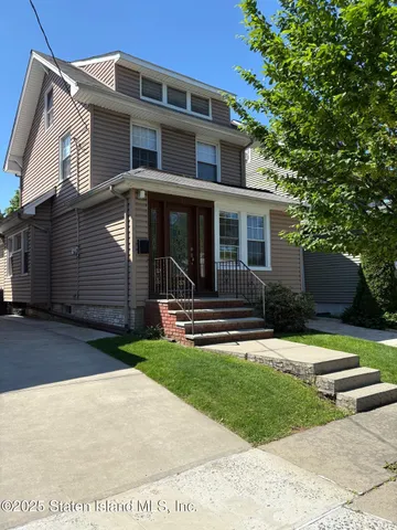 $898,888 | 152 Harvest Avenue | West Brighton