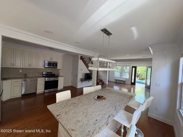 $898,888 | 152 Harvest Avenue | West Brighton