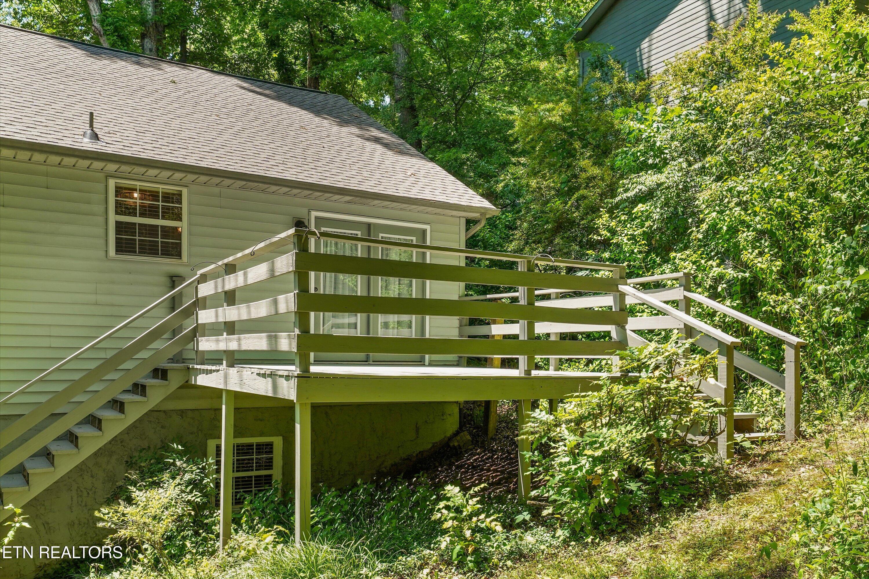 712 Kimbee Road Knoxville, TN 37923 - Photo 36 of 43 33-712 Kimbee Rd 34