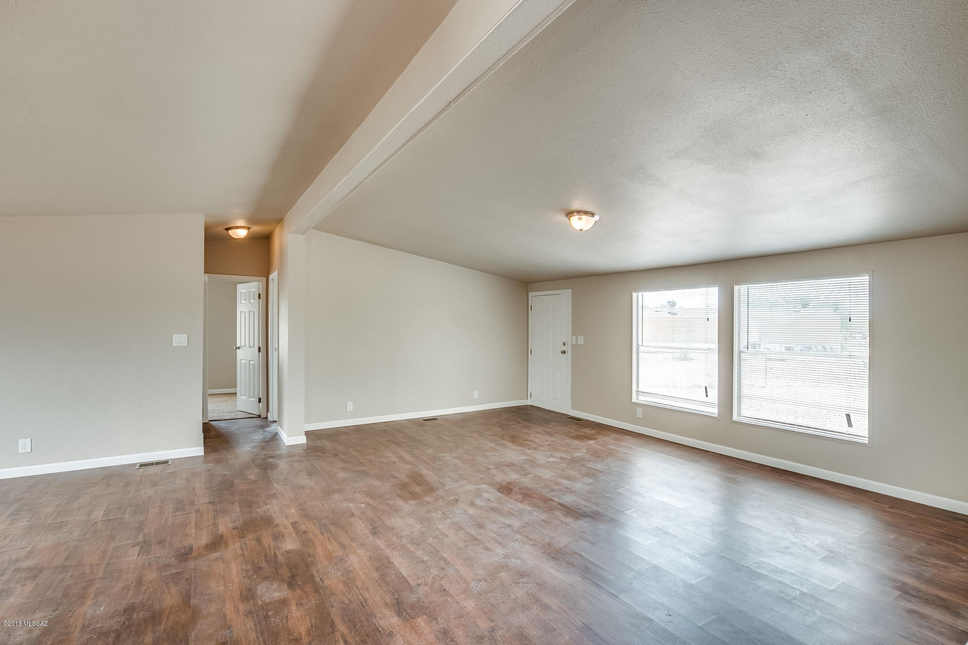13340 North Flintlock Road Marana, AZ 85653 - Photo 4 of 33 Gallery Image 4