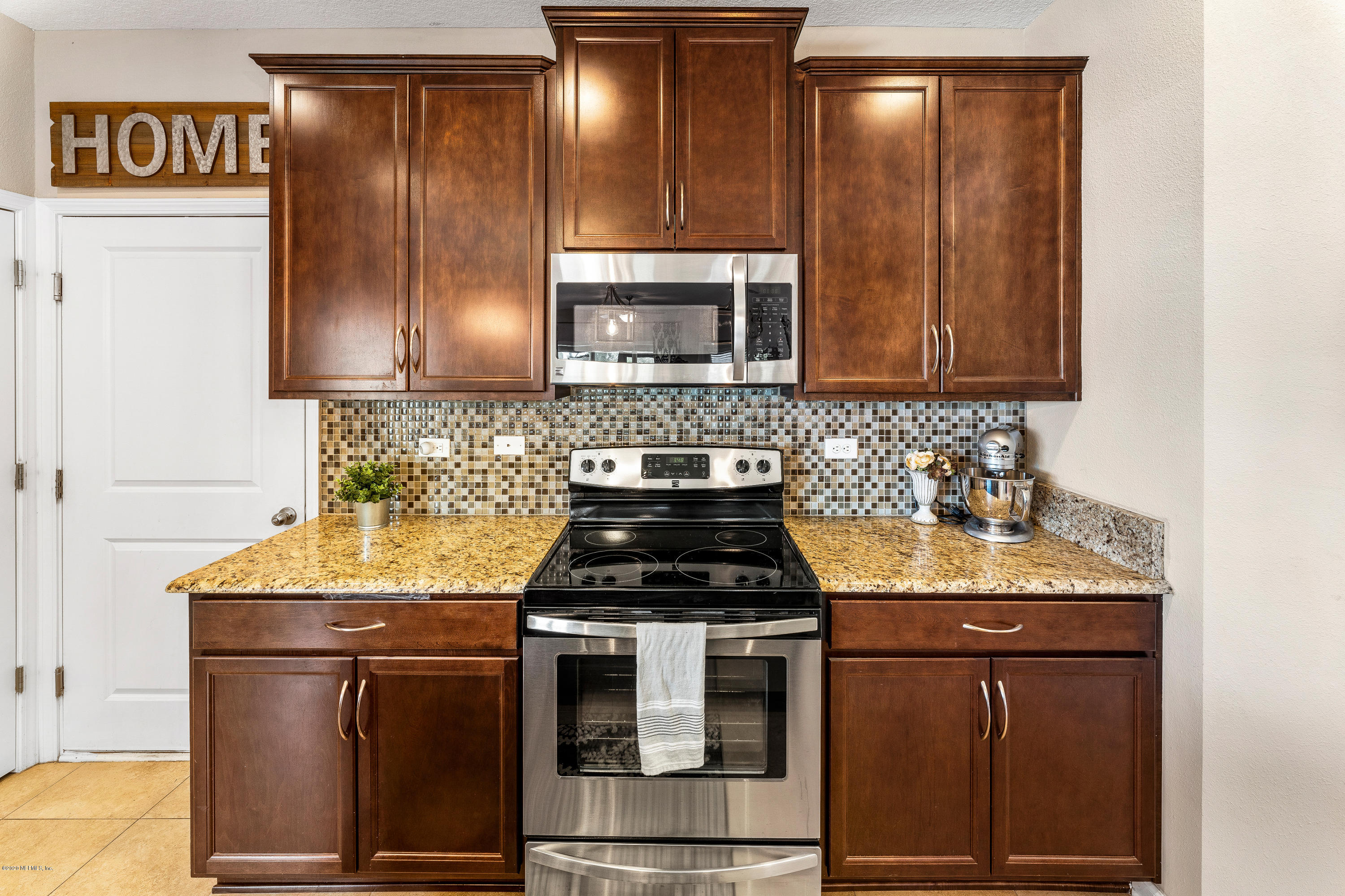 3231 Chestnut Ridge Way Orange Park, FL 32065 - Photo 6 of 35 KITCHEN
