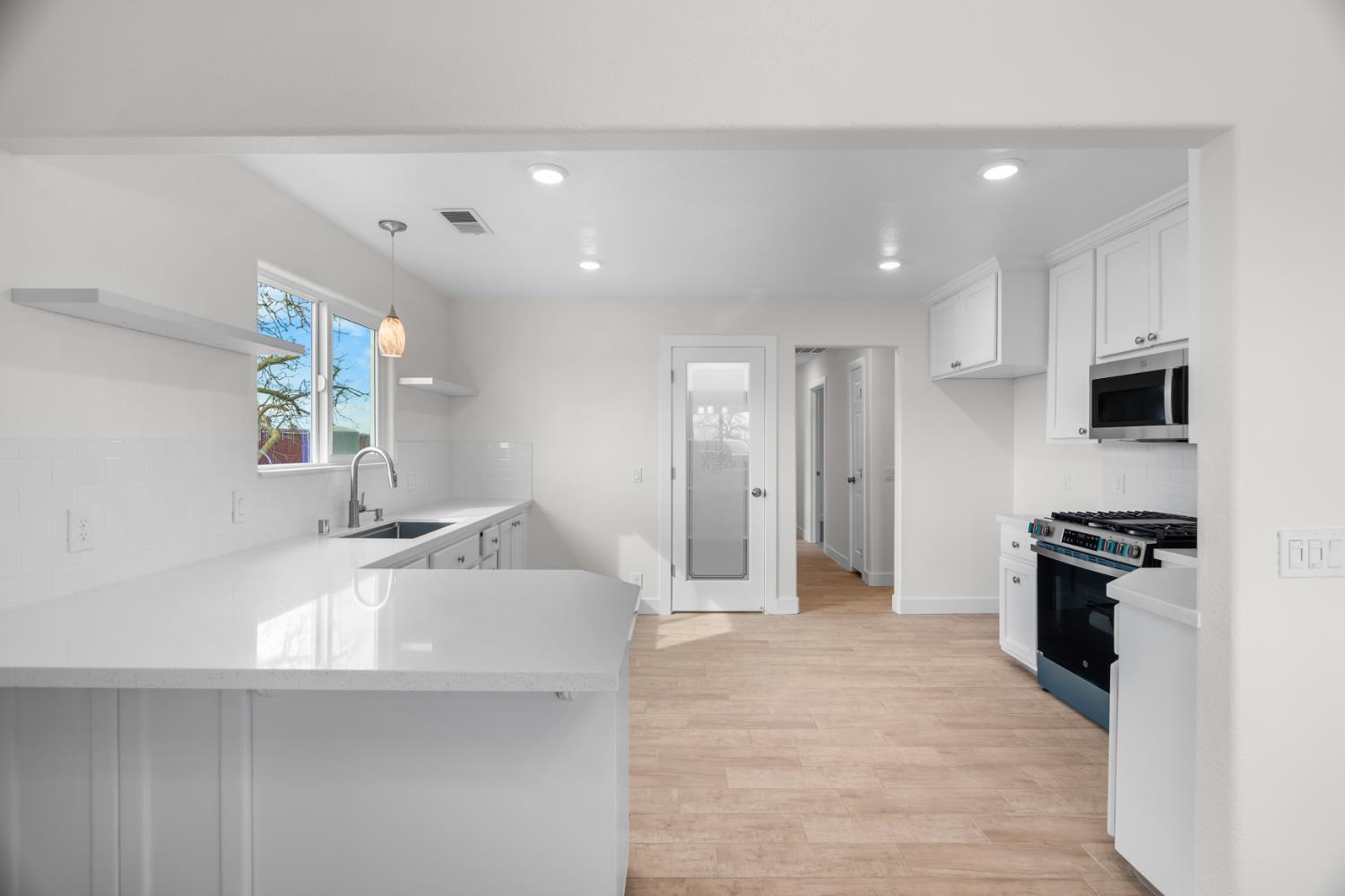 25393 Kennefick Road Acampo, CA 95220 - Photo 9 of 23