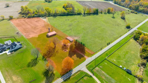 $750,000 | 8777 Hayden Run Road, Hilliard, OH 43026