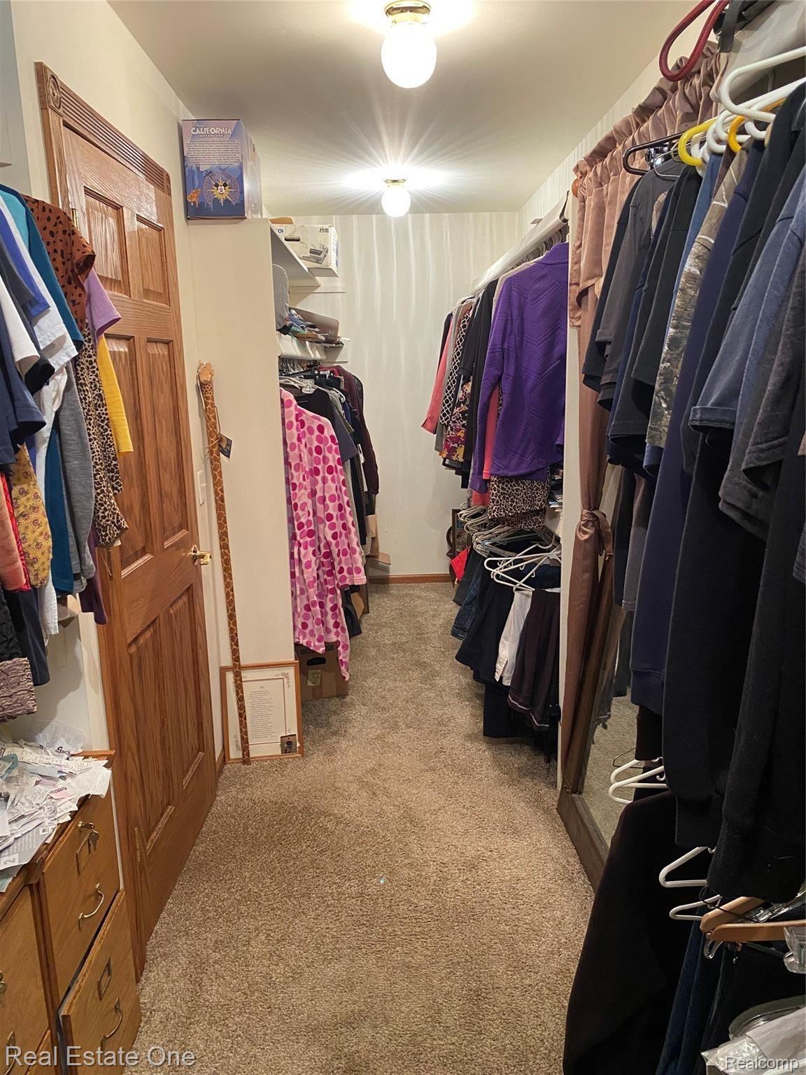 13587 Clyde Road Holly, MI 48442 - Photo 18 of 41 IMG-1512.jpg